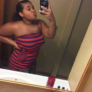 Meet your Posher, Tiara